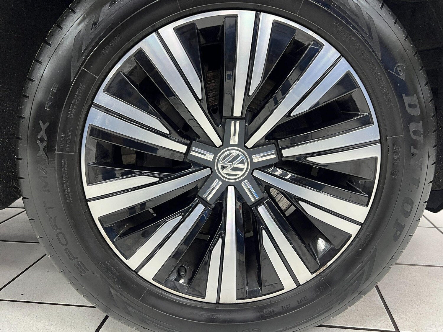 Used Volkswagen Touareg 2020 for sale - 76898293: Photo 42