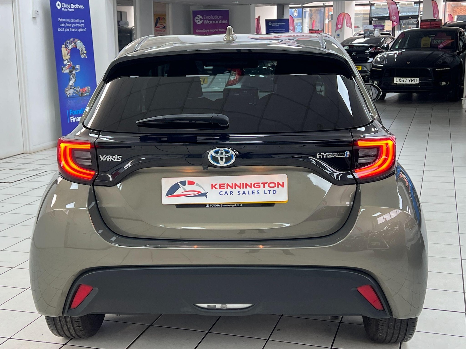 Used Toyota Yaris 2022 for sale - 77057450: Photo 15