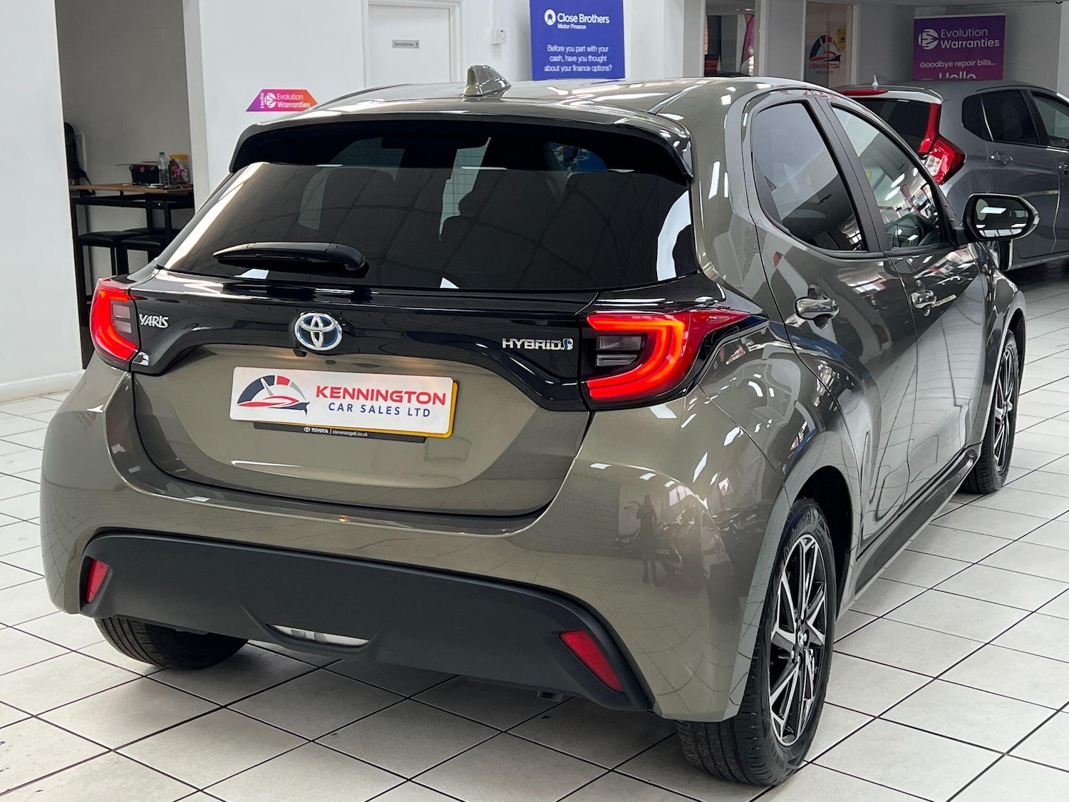 Used Toyota Yaris 2022 for sale - 77057450: Photo 18