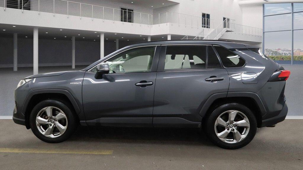 Used Toyota RAV4 2021 for sale - 77291670: Photo 7