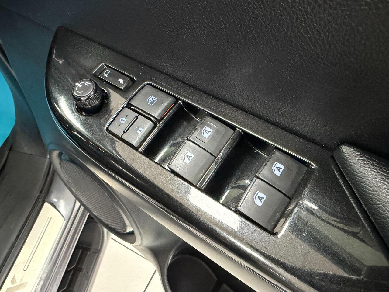 Used Toyota Hilux 2019 for sale - 77743898: Photo 19