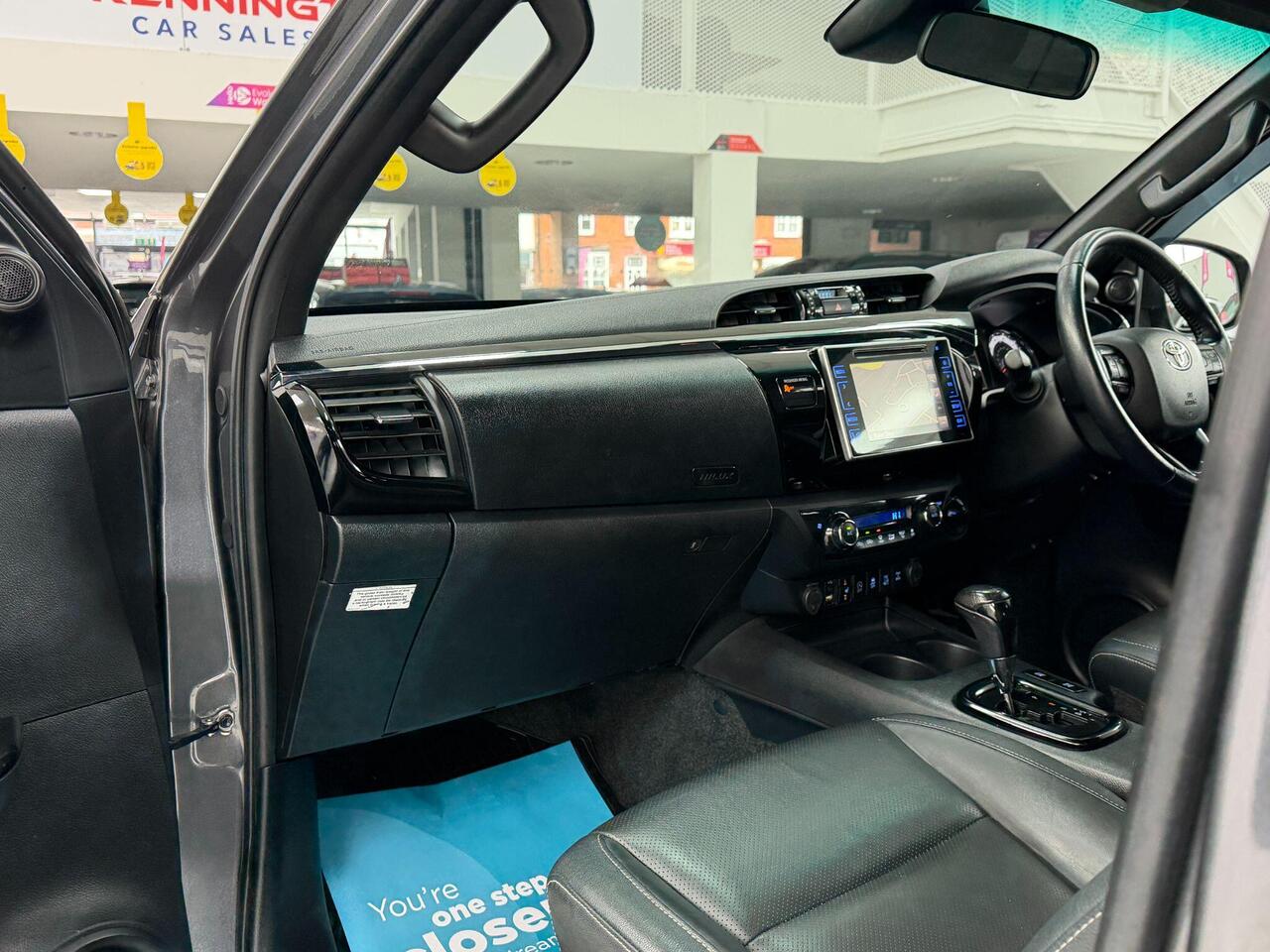 Used Toyota Hilux 2019 for sale - 77743898: Photo 30