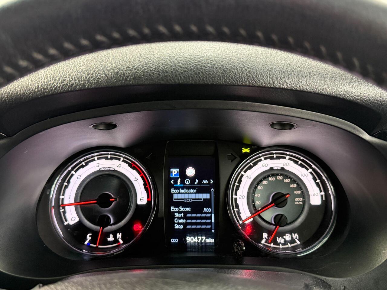 Used Toyota Hilux 2019 for sale - 77743898: Photo 34