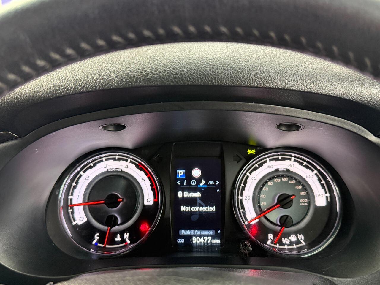 Used Toyota Hilux 2019 for sale - 77743898: Photo 37