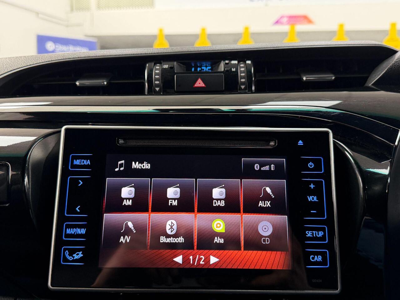 Used Toyota Hilux 2019 for sale - 77743898: Photo 44