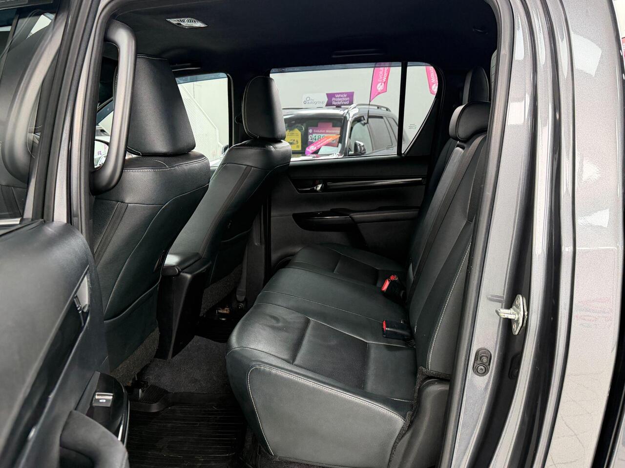 Used Toyota Hilux 2019 for sale - 77743898: Photo 56