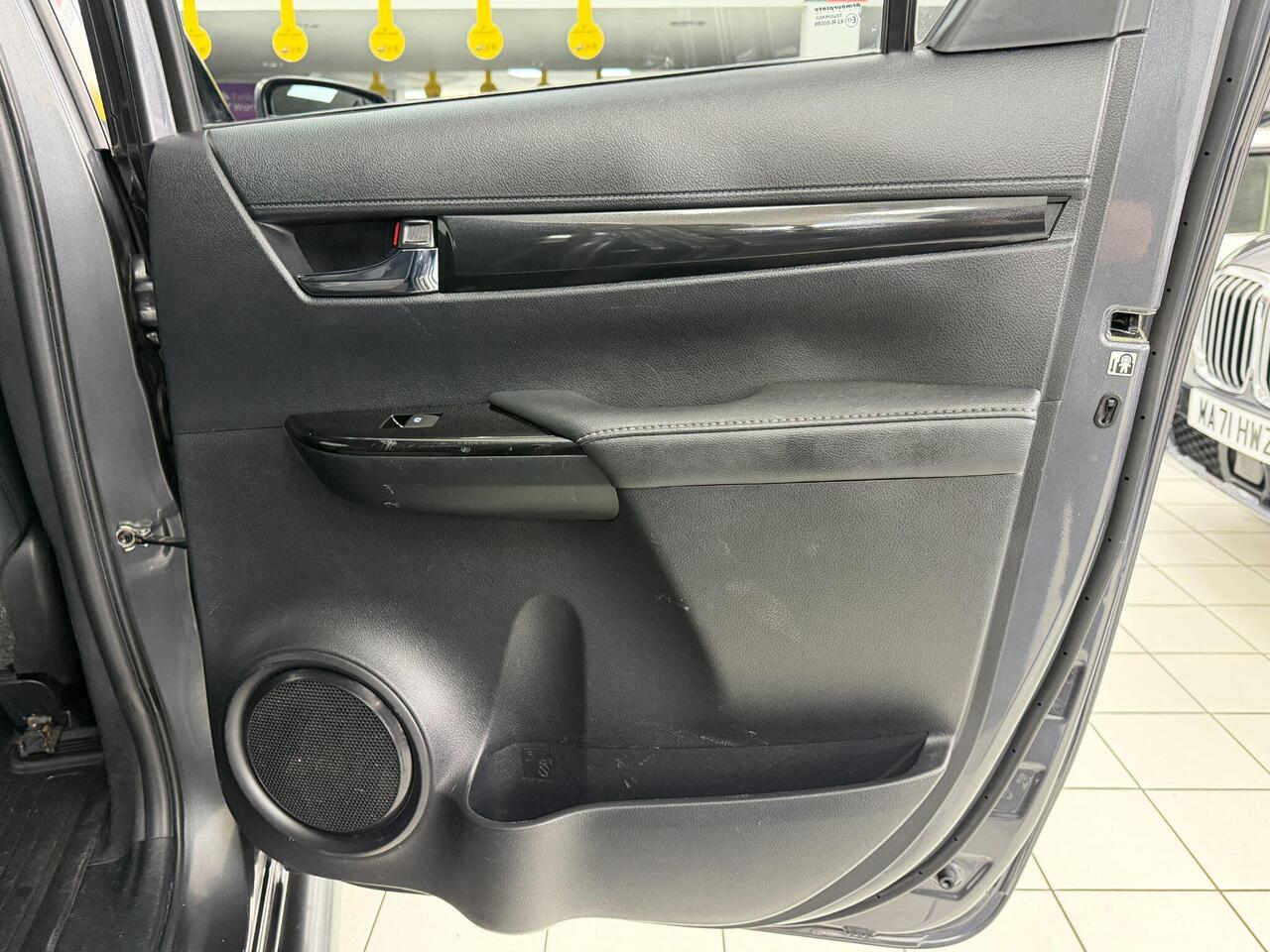 Used Toyota Hilux 2019 for sale - 77743898: Photo 63