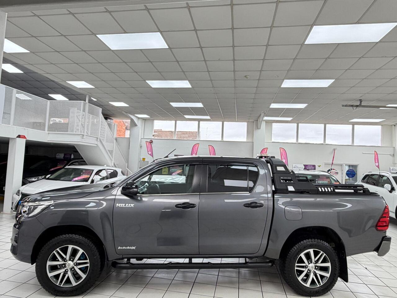 Used Toyota Hilux 2019 for sale - 77743898: Photo 9