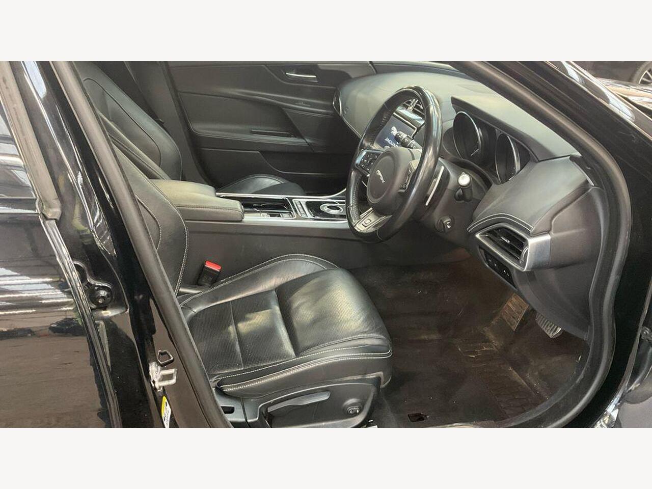 Used Jaguar XE 2018 for sale - 78025077: Photo 12