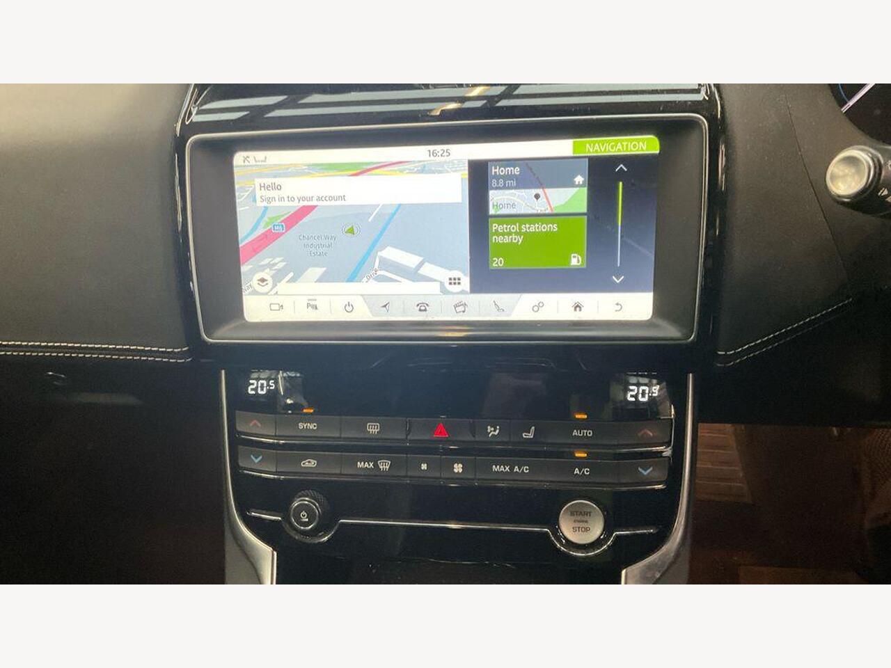 Used Jaguar XE 2018 for sale - 78025077: Photo 15