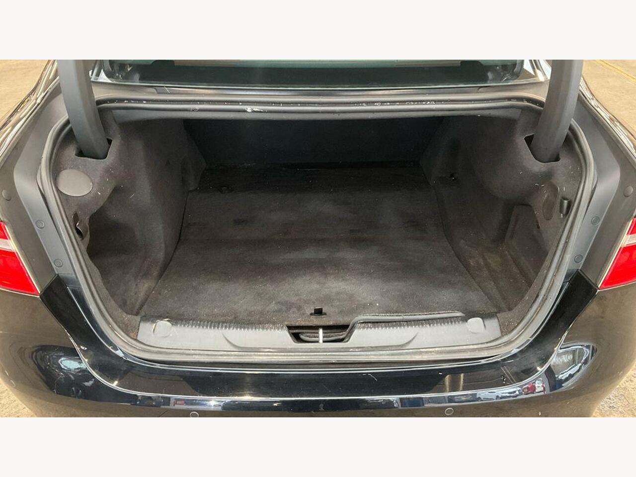 Used Jaguar XE 2018 for sale - 78025077: Photo 17