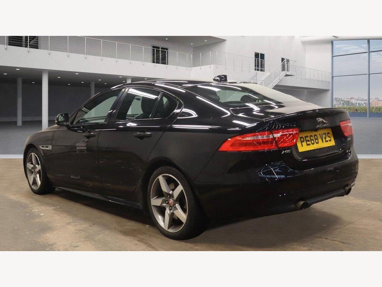Used Jaguar XE 2018 for sale - 78025077: Photo 5