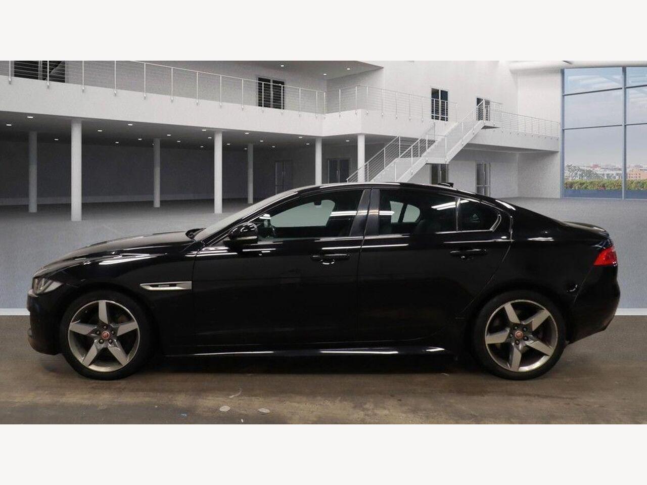 Used Jaguar XE 2018 for sale - 78025077: Photo 7