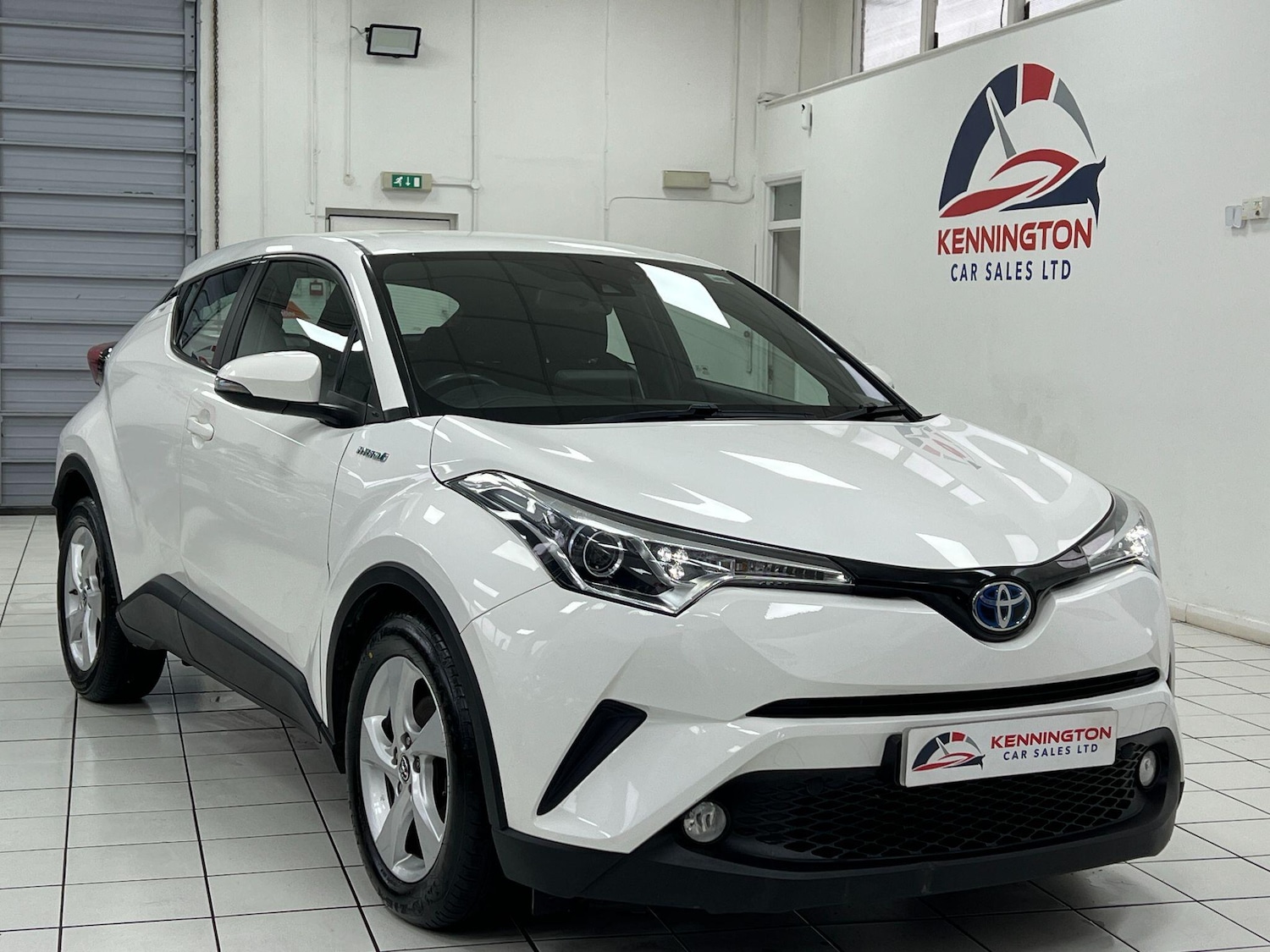 Used Toyota C-HR 2017 for sale - 77278752: Photo 12