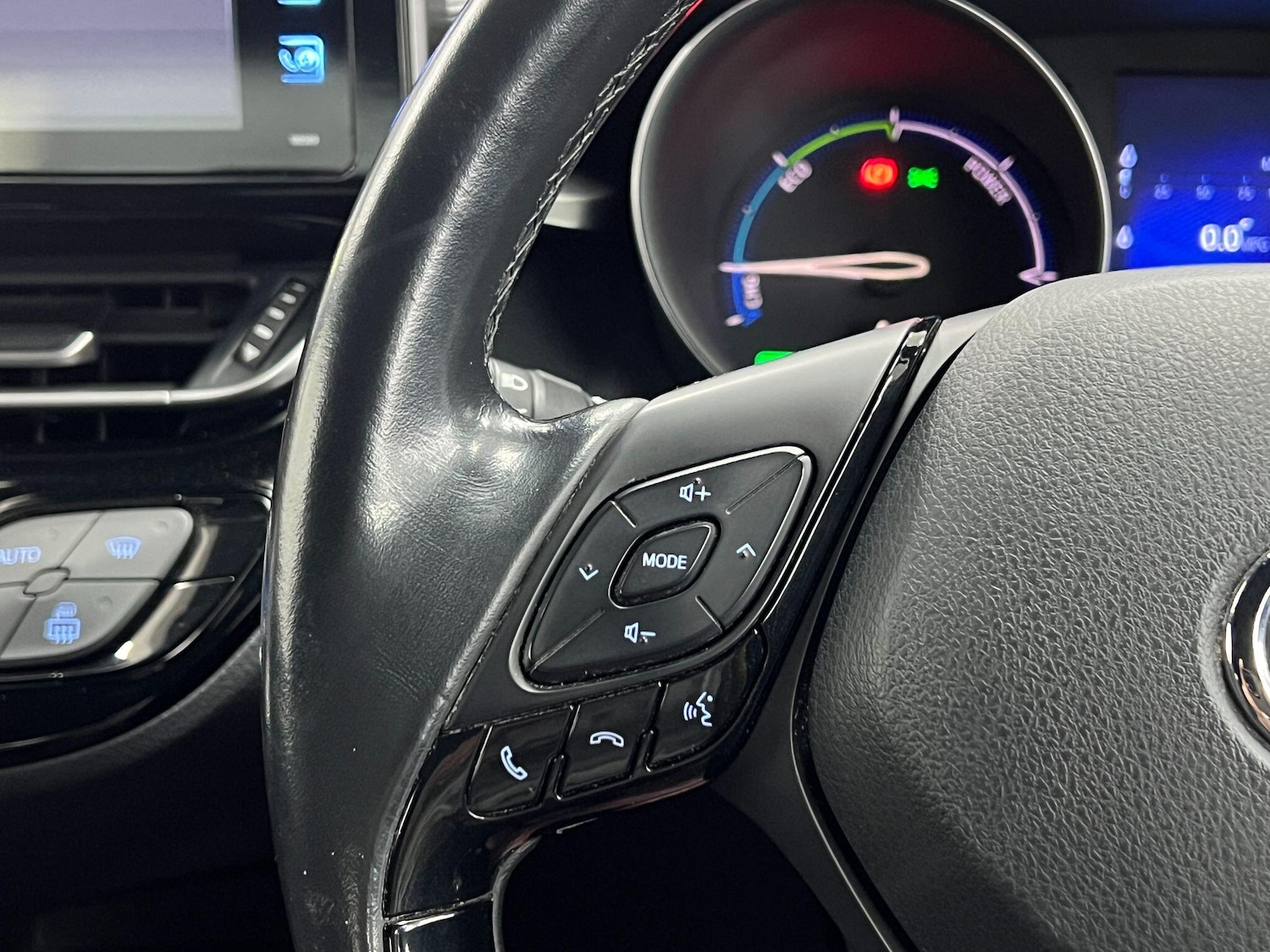 Used Toyota C-HR 2017 for sale - 77278752: Photo 28