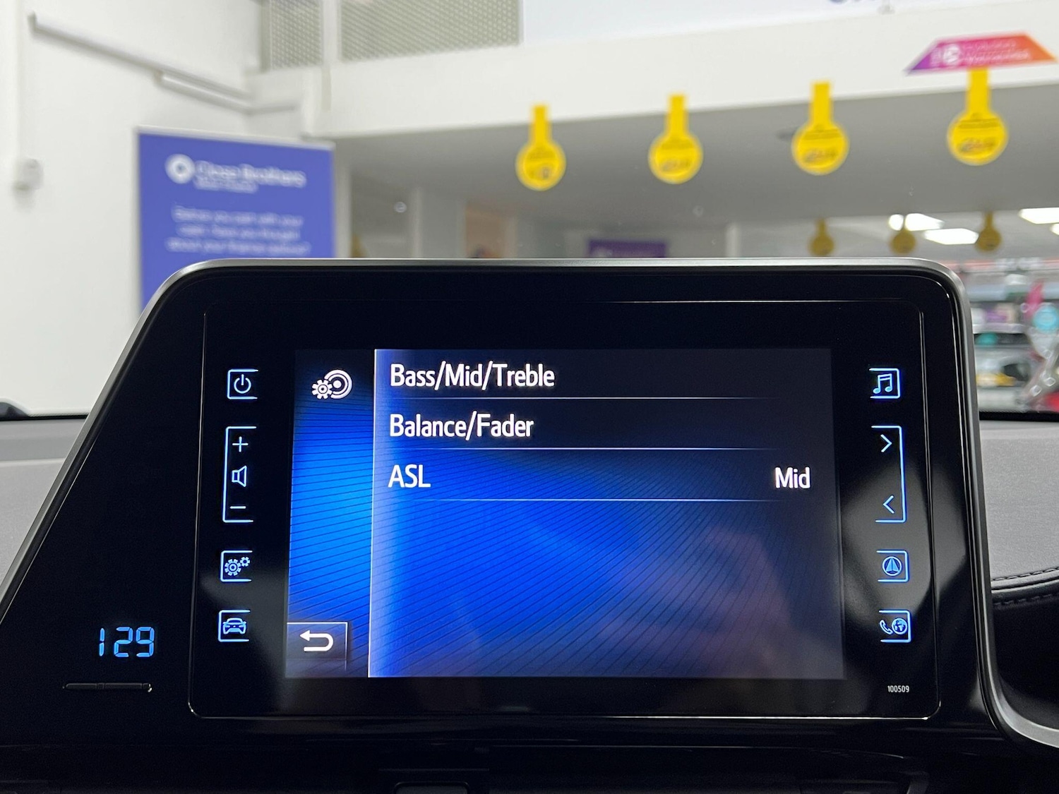 Used Toyota C-HR 2017 for sale - 77278752: Photo 58