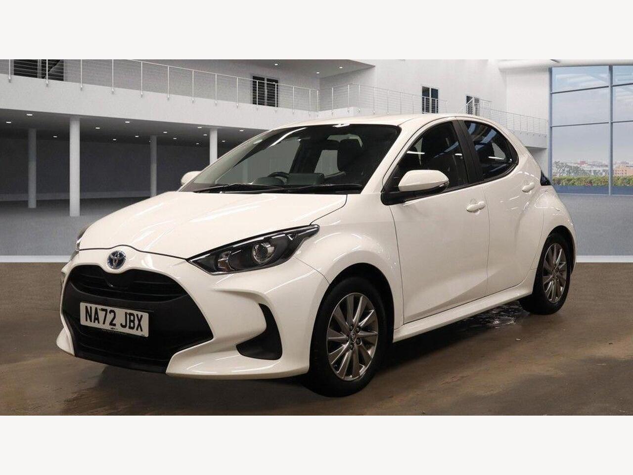 Used Toyota Yaris 2022 for sale - 77743906: Photo 3
