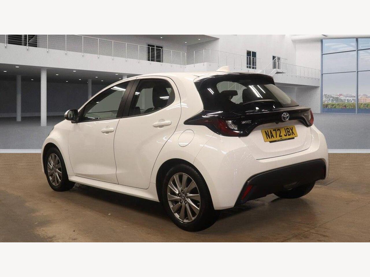 Used Toyota Yaris 2022 for sale - 77743906: Photo 5