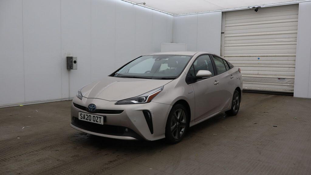 Used Toyota Prius 2020 for sale - 77611738: Photo 2