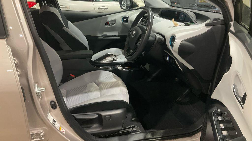 Used Toyota Prius 2020 for sale - 77611738: Photo 21