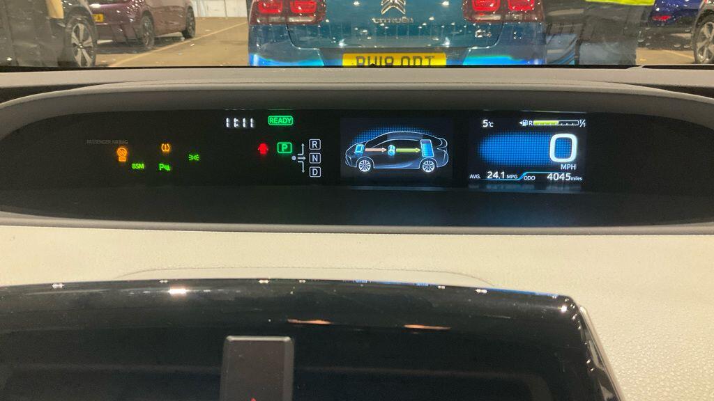 Used Toyota Prius 2020 for sale - 77611738: Photo 23