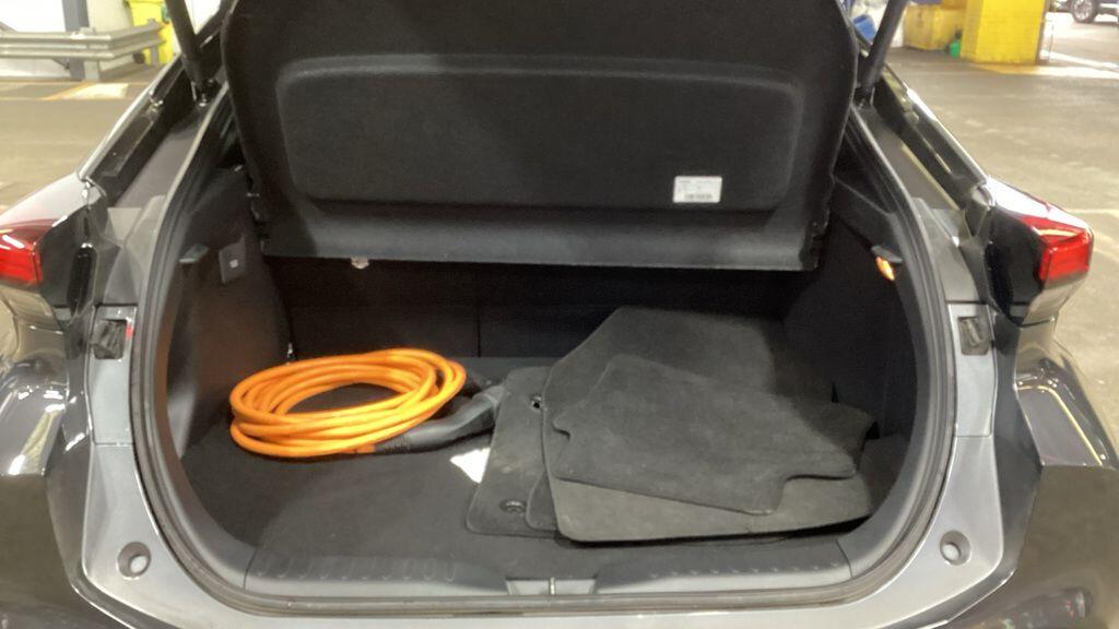 Used Toyota C-HR 2024 for sale - 77737030: Photo 18