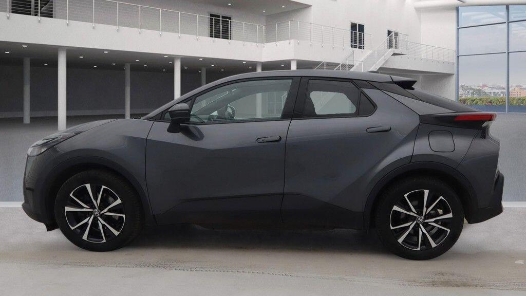 Used Toyota C-HR 2024 for sale - 77737030: Photo 7