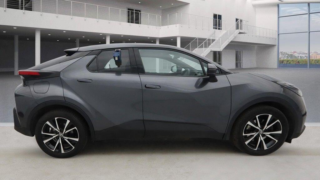 Used Toyota C-HR 2024 for sale - 77737030: Photo 9