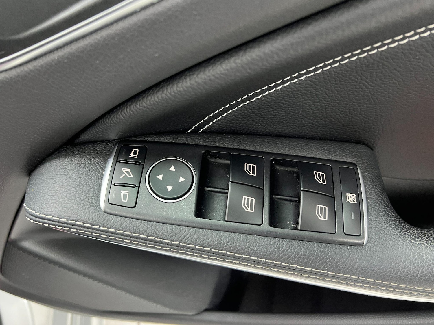 Used Mercedes-Benz A-Class 2017 for sale - 76898232: Photo 20