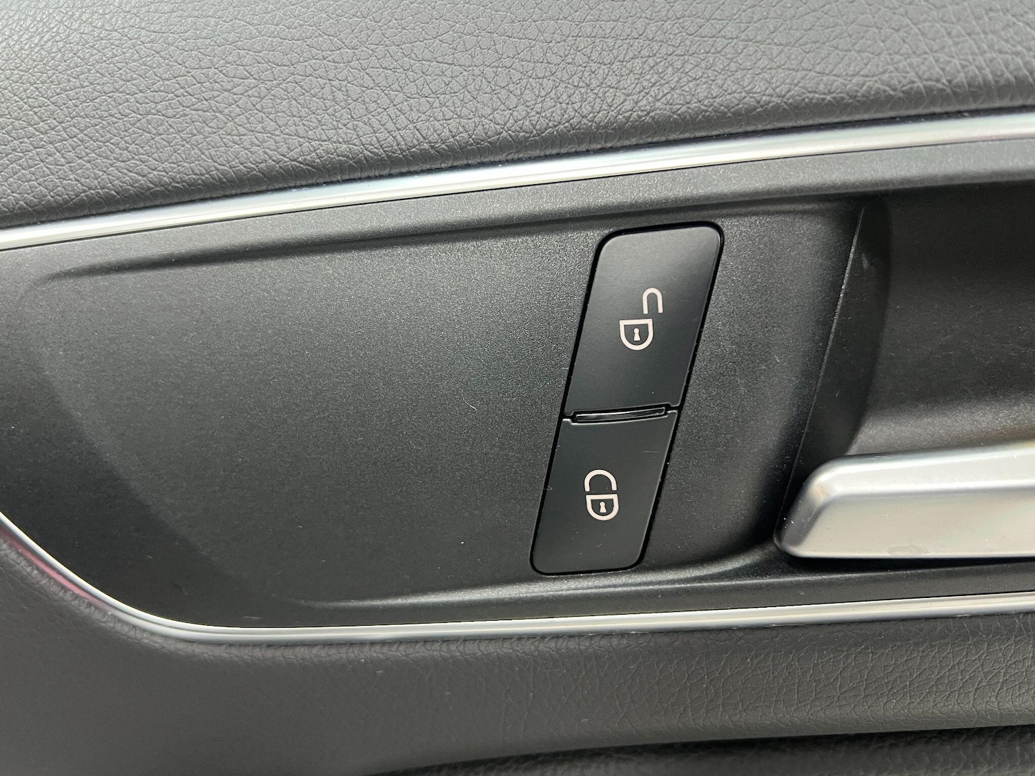 Used Mercedes-Benz A-Class 2017 for sale - 76898232: Photo 22