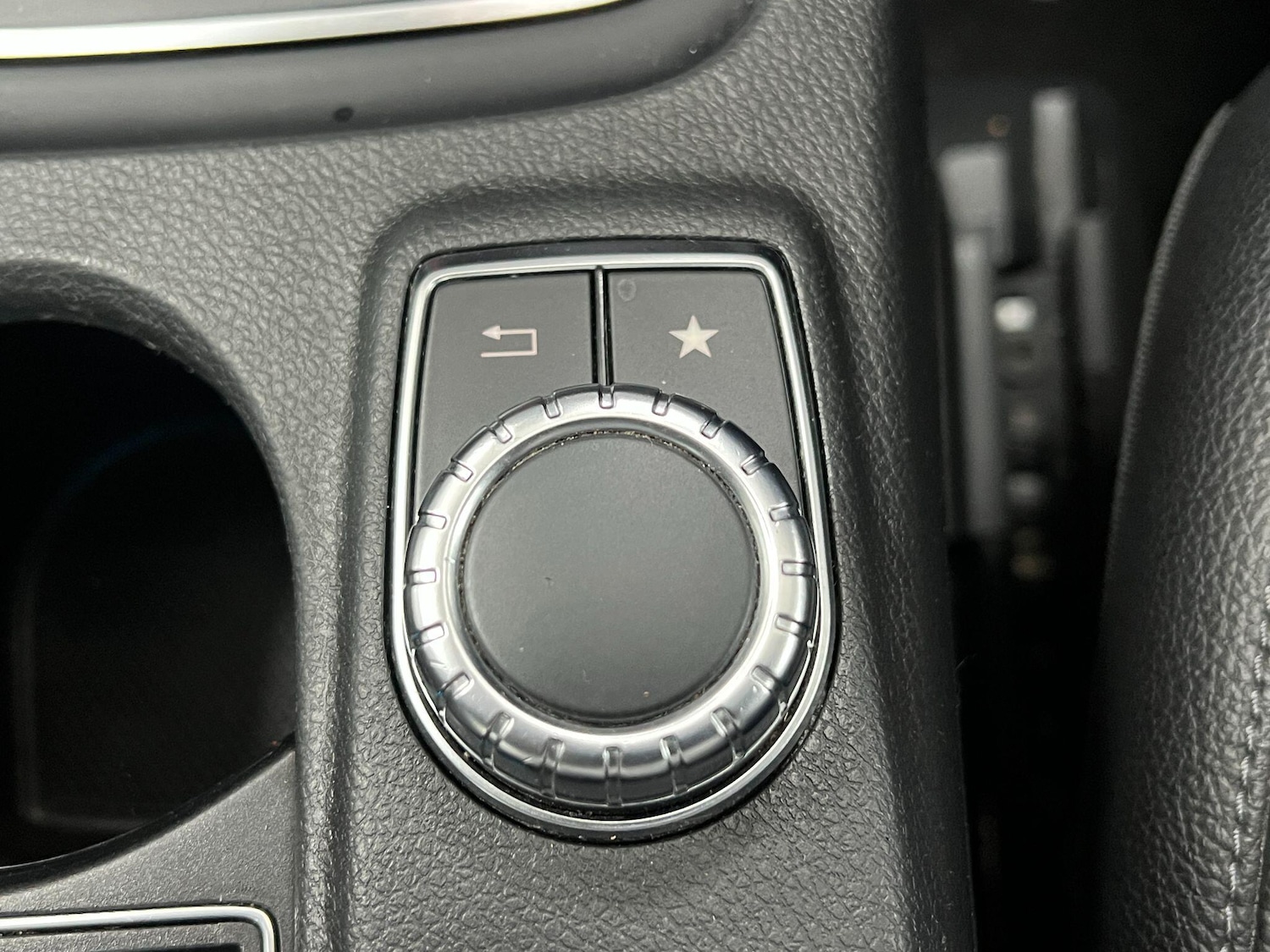 Used Mercedes-Benz A-Class 2017 for sale - 76898232: Photo 30