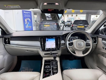 Used Volvo S90 2017 for sale - 79182439: Photo