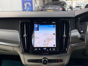 Used Volvo S90 2017 for sale - 79182439: Photo