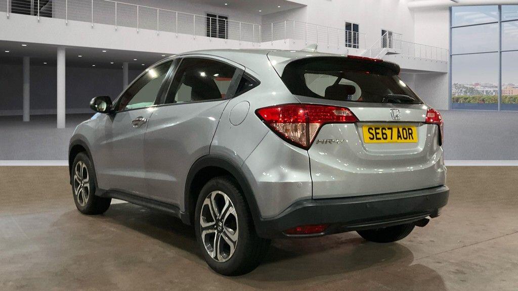 Used Honda HR-V 2017 for sale - 77331867: Photo 5