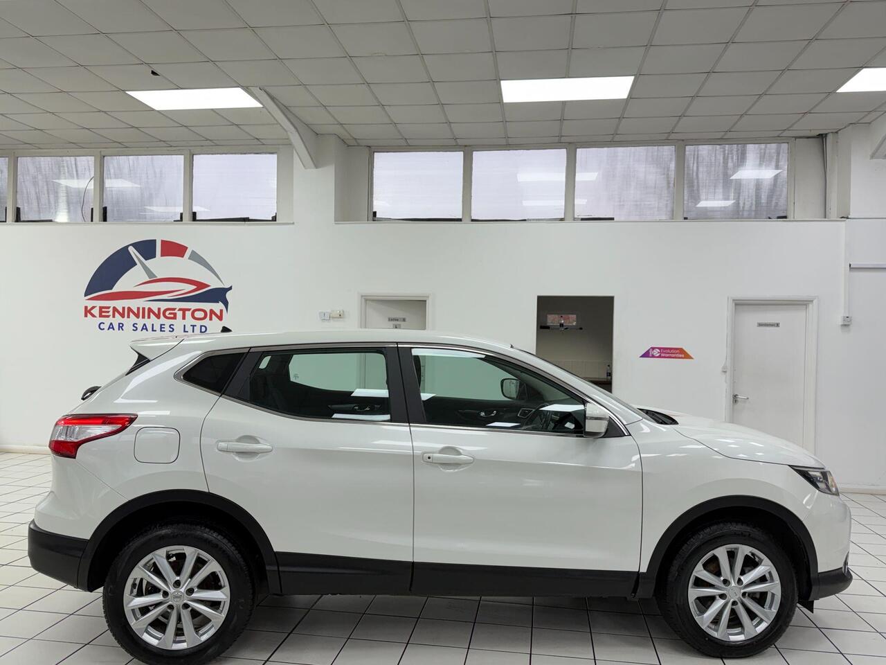 Used Nissan Qashqai 2016 for sale - 77743867: Photo 15