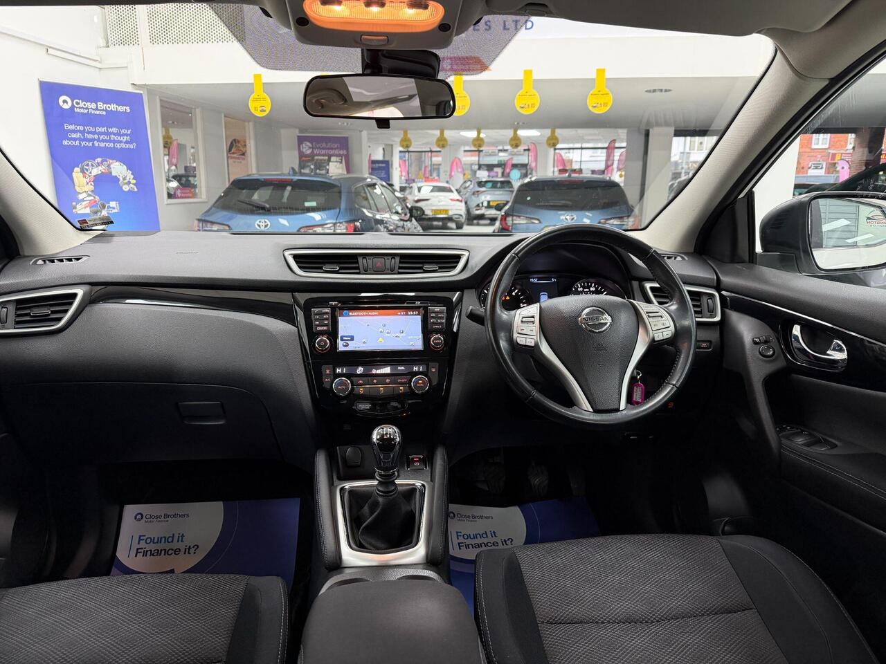 Used Nissan Qashqai 2016 for sale - 77743867: Photo 2