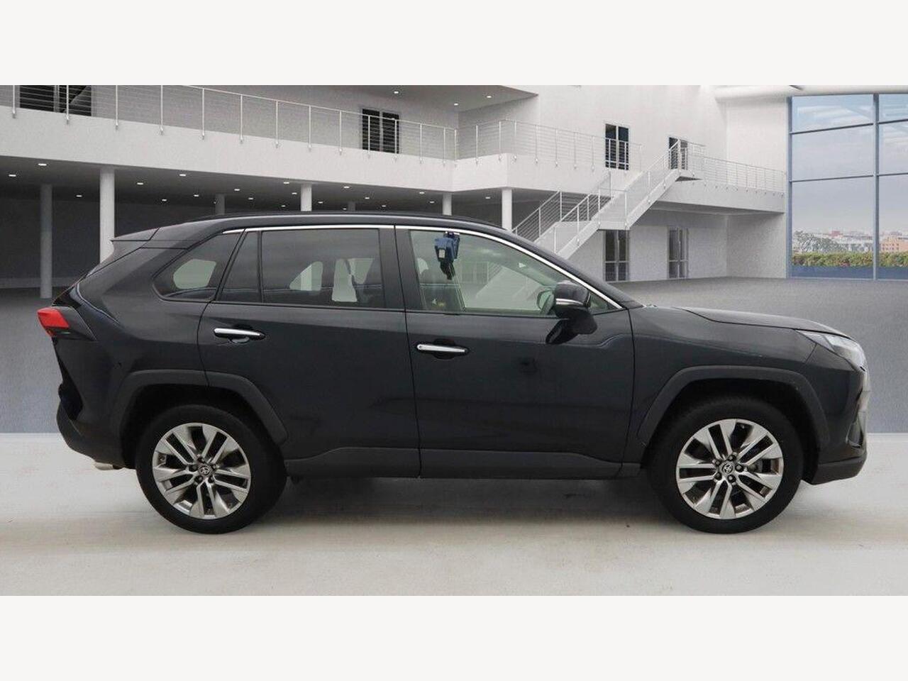 Used Toyota RAV4 2022 for sale - 77743878: Photo 9