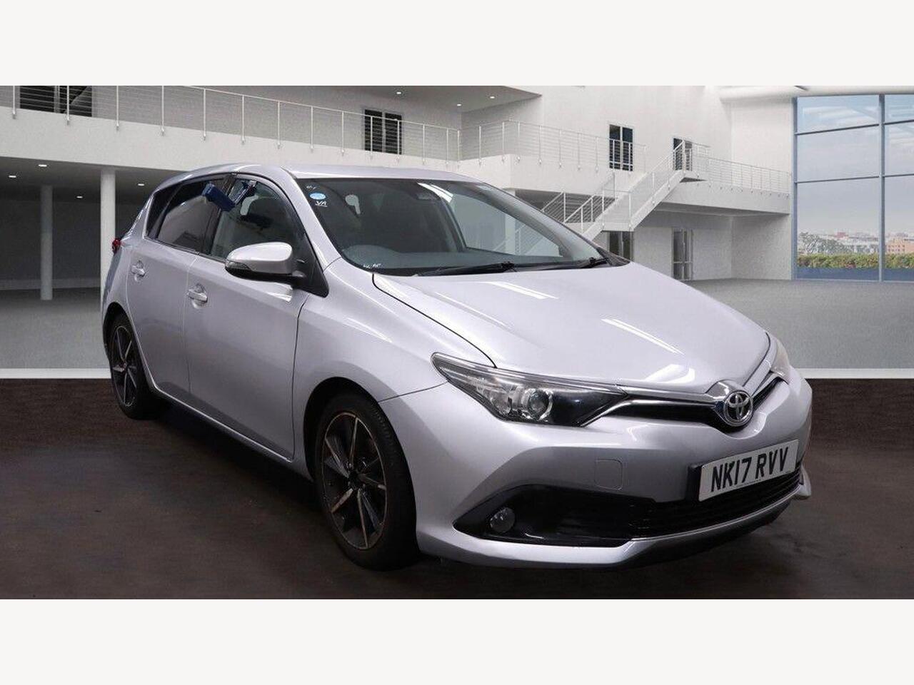 Used Toyota Auris 2017 for sale - 77743886: Photo 1