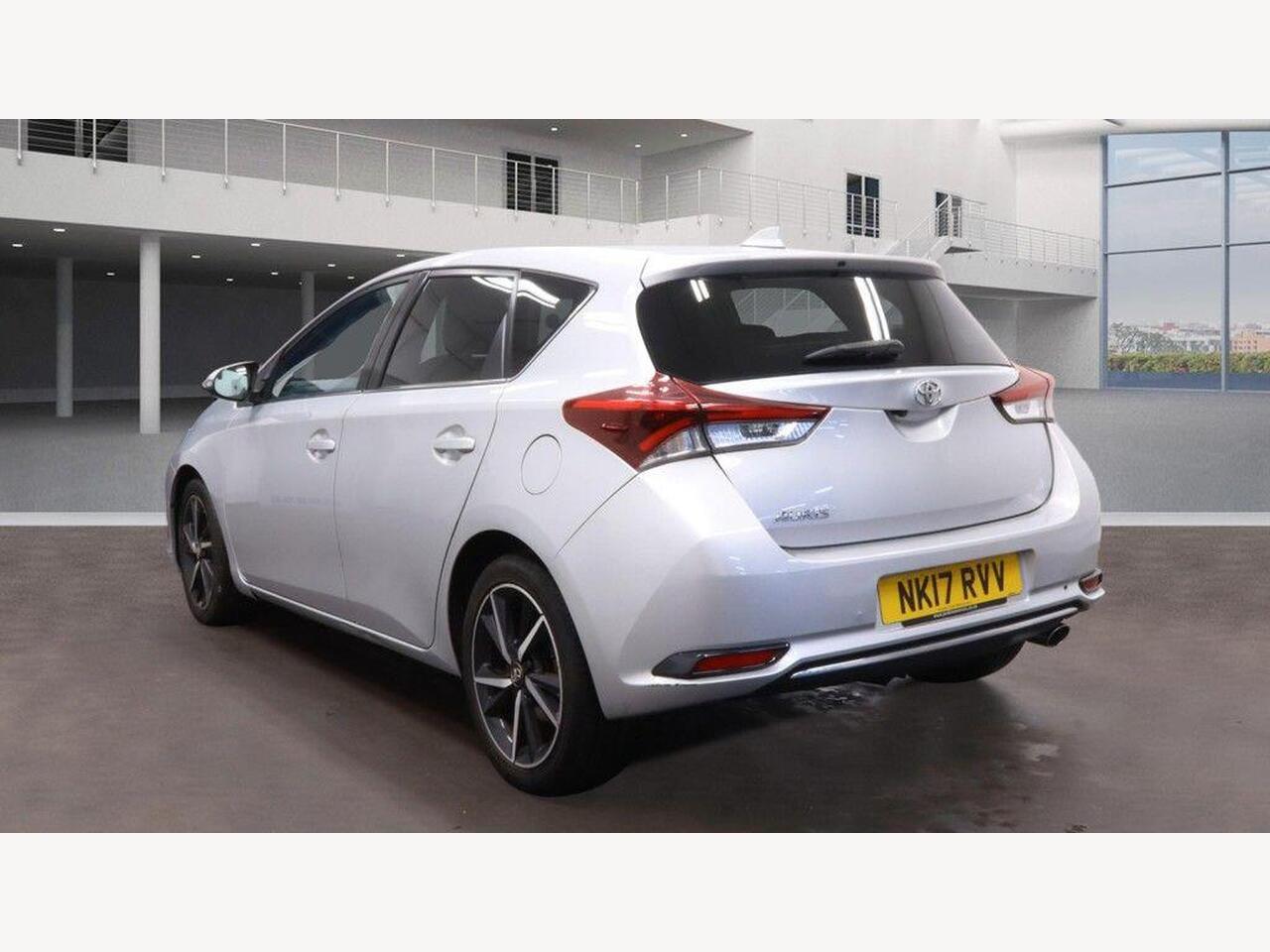 Used Toyota Auris 2017 for sale - 77743886: Photo 5