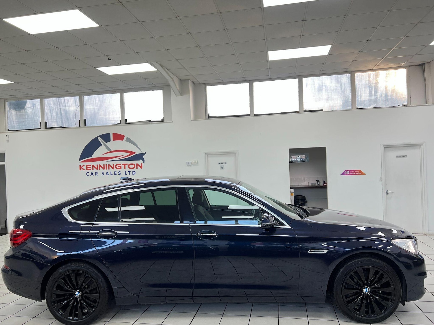 Used BMW 5 Series 2016 for sale - 77057590: Photo 17