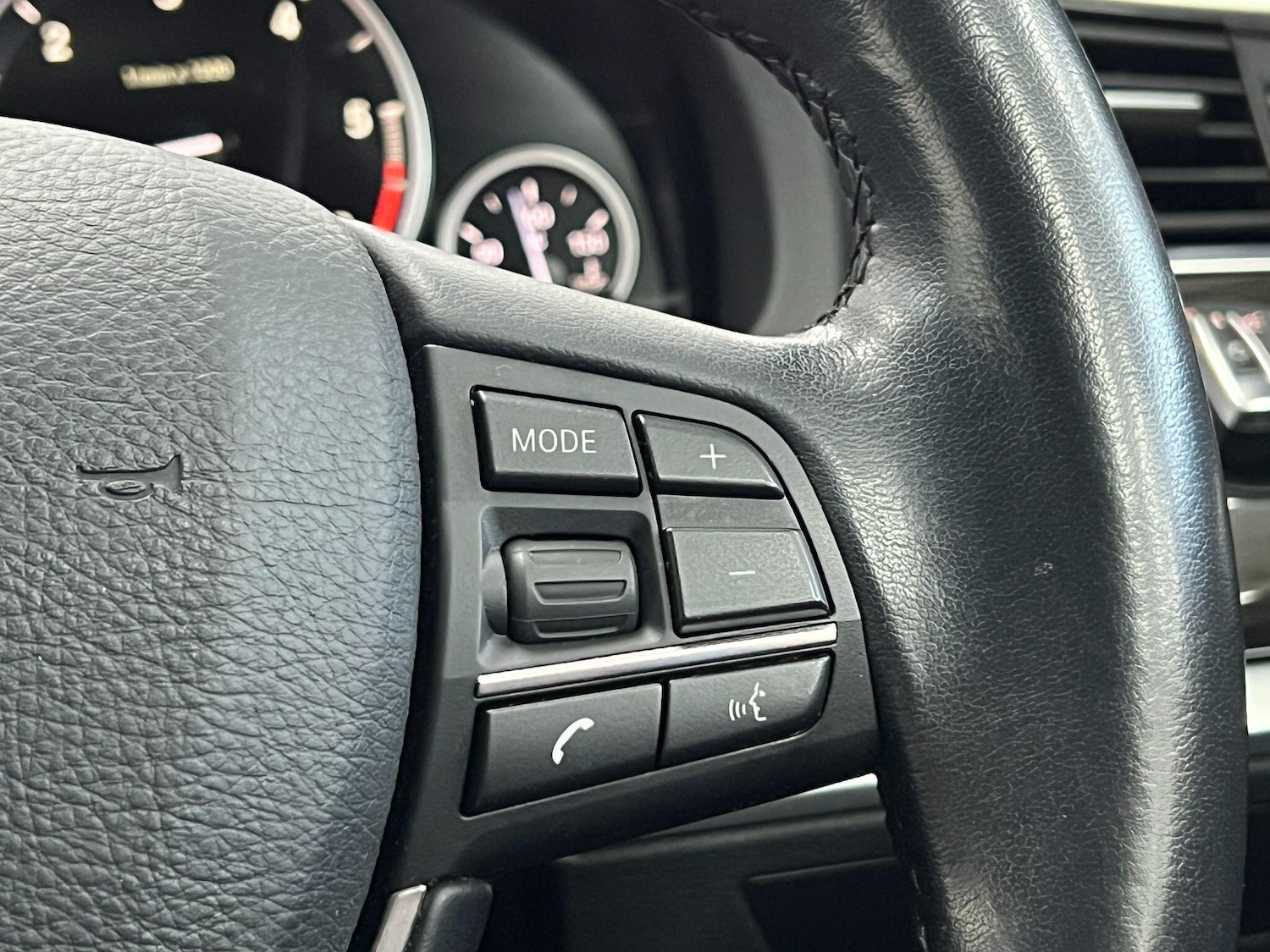 Used BMW 5 Series 2016 for sale - 77057590: Photo 34