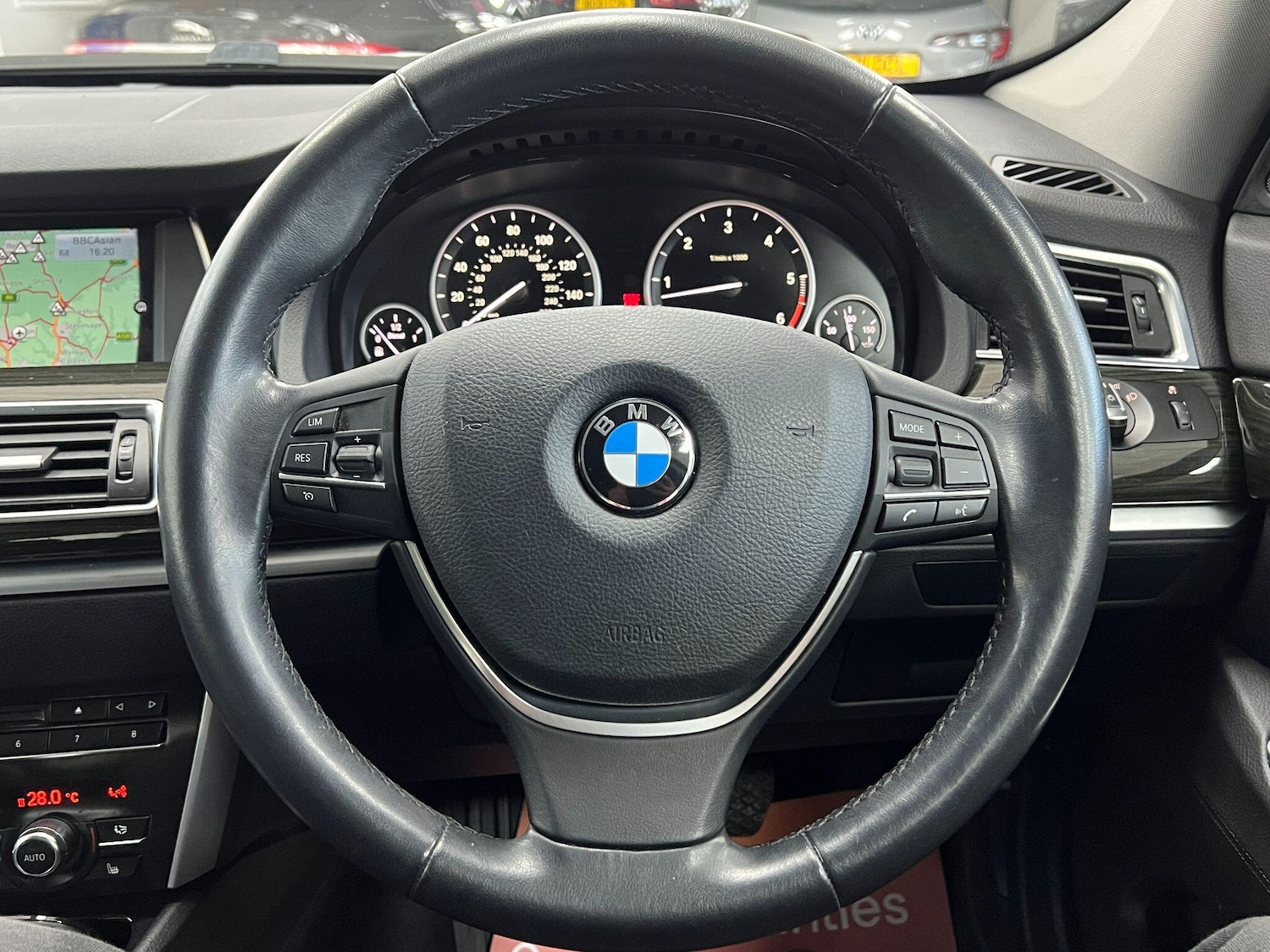 Used BMW 5 Series 2016 for sale - 77057590: Photo 81