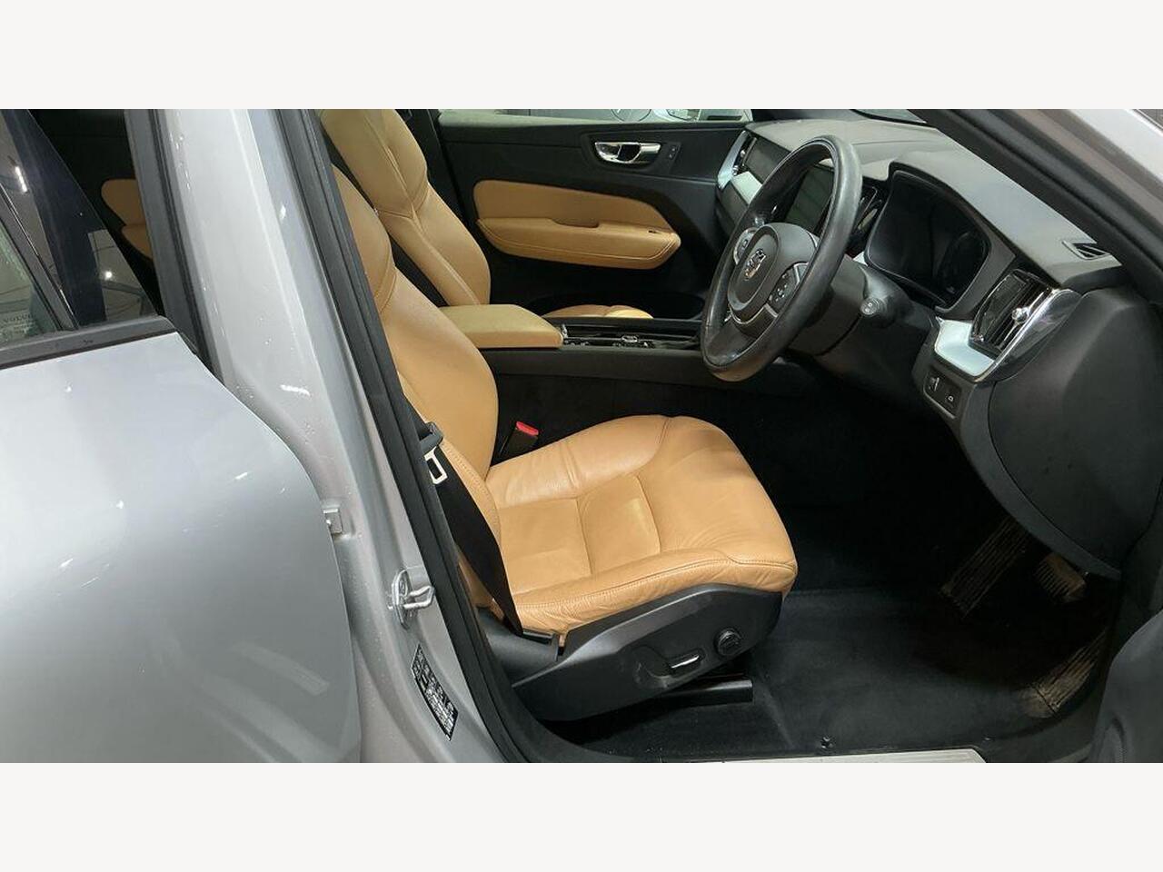 Used Volvo XC60 2019 for sale - 77743905: Photo 13