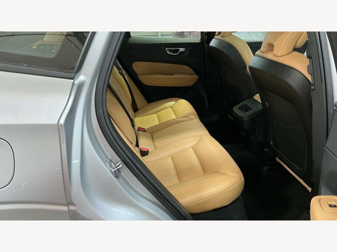 Used Volvo XC60 2019 for sale - 77743905: Photo 15