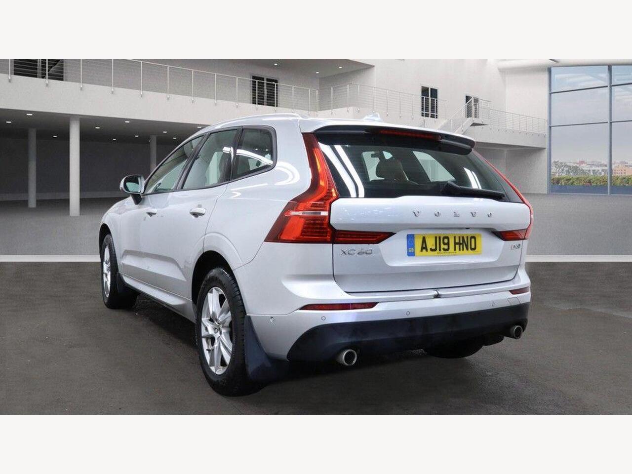 Used Volvo XC60 2019 for sale - 77743905: Photo 8