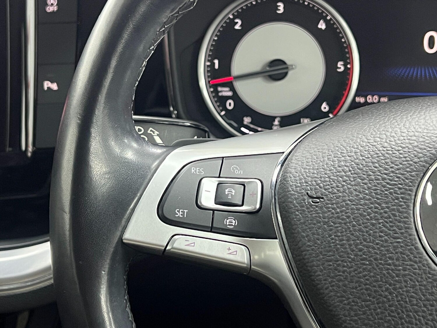 Used Volkswagen Touareg 2019 for sale - 76899537: Photo 29