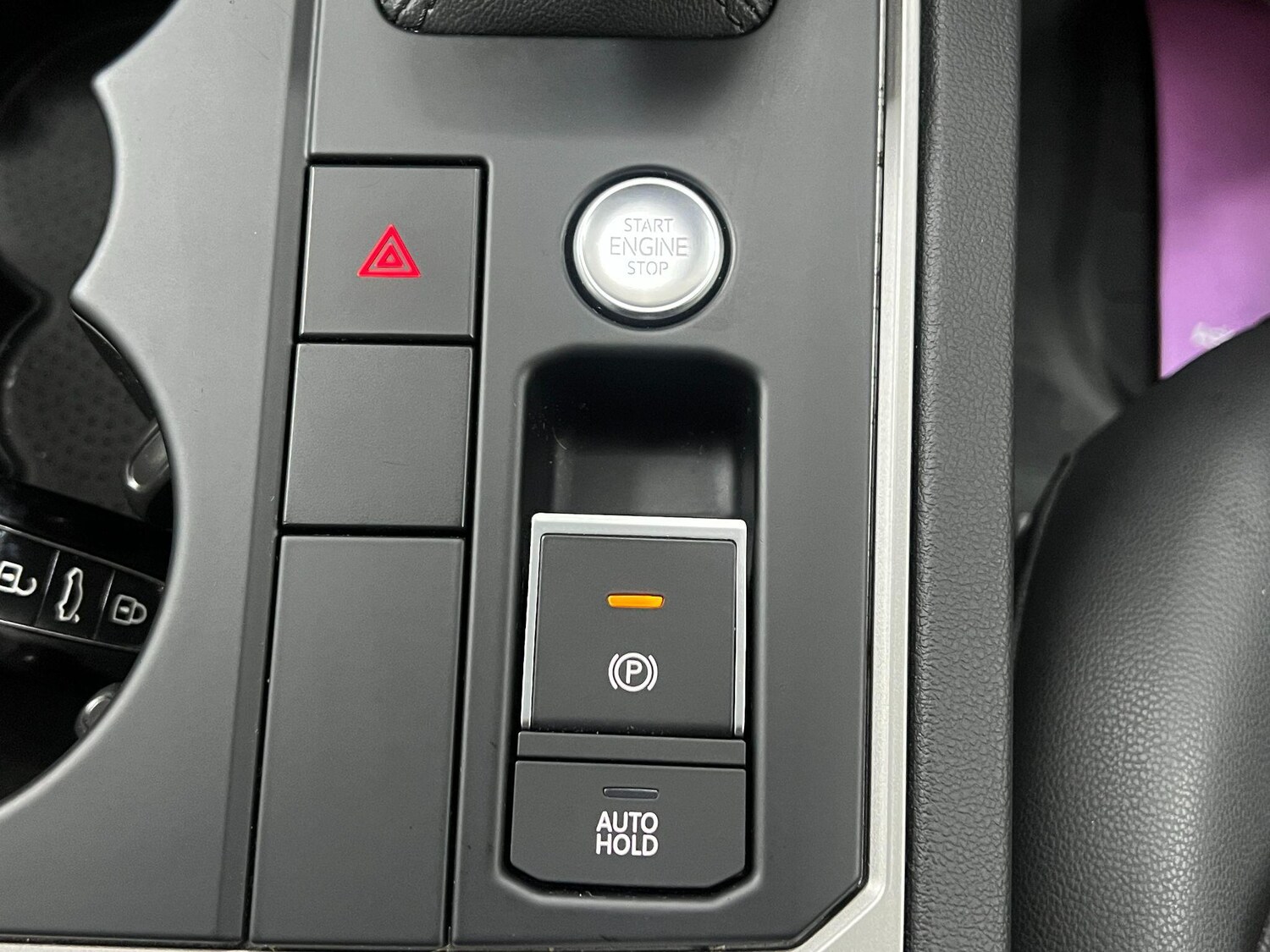 Used Volkswagen Touareg 2019 for sale - 76899537: Photo 33