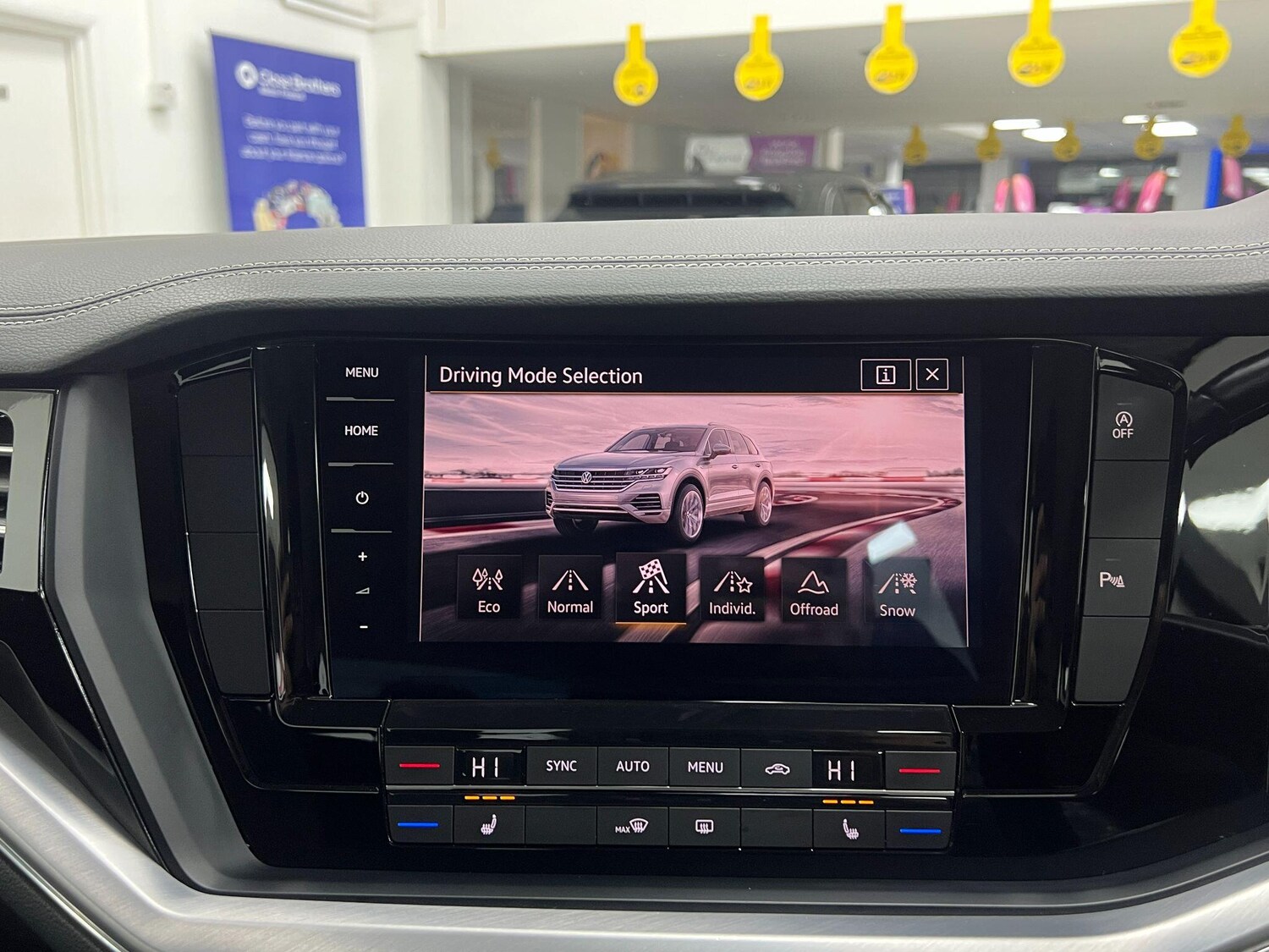 Used Volkswagen Touareg 2019 for sale - 76899537: Photo 74