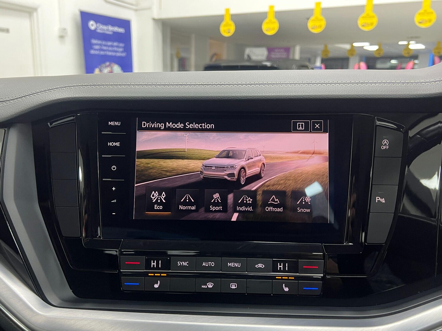 Used Volkswagen Touareg 2019 for sale - 76899537: Photo 78