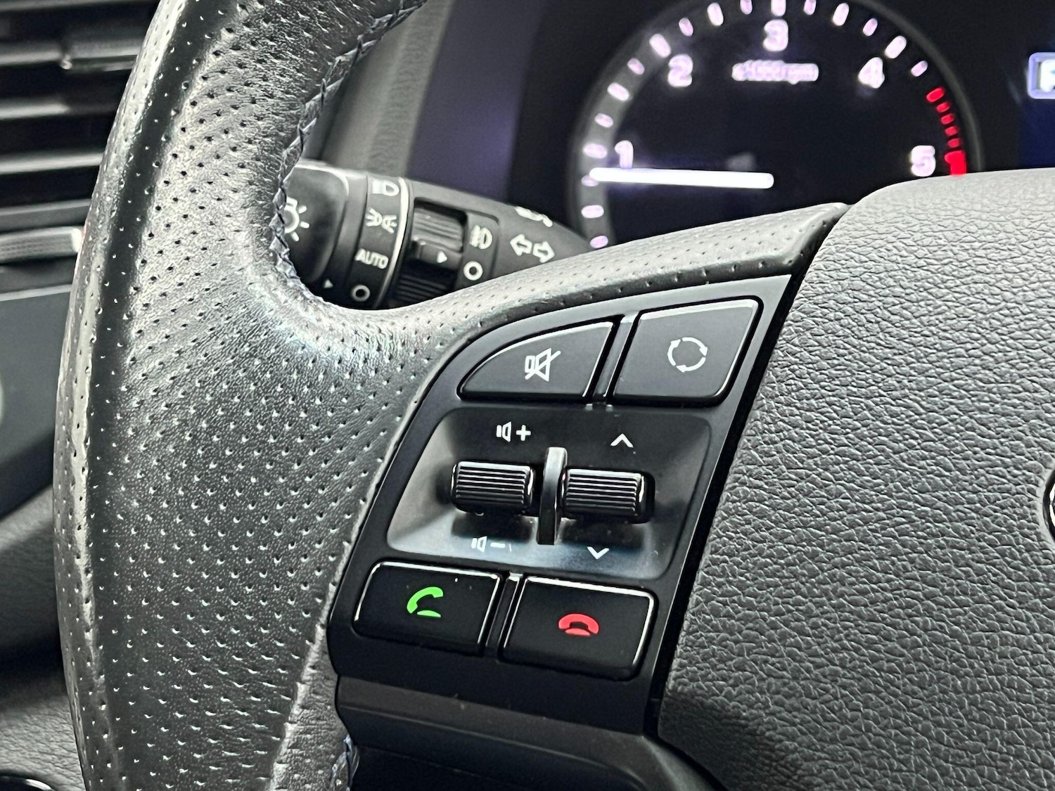 Used Hyundai TUCSON 2018 for sale - 76899403: Photo 24